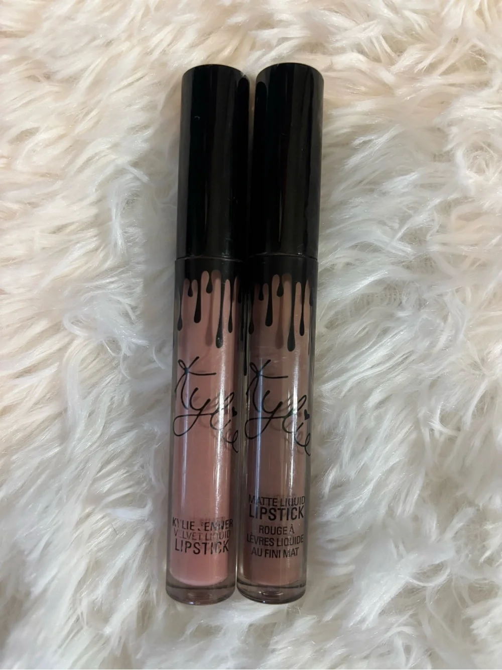 Kylie Cosmetics Nude Liquid Lipstick Duo in Shades Moon & Bare
